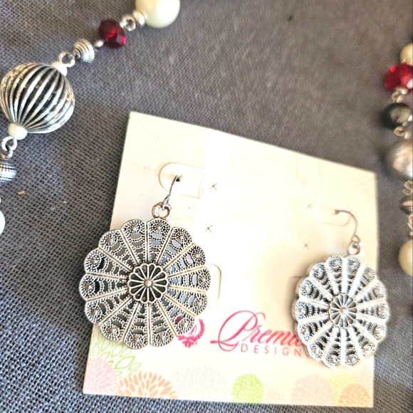 Premier Designs long necklace & fishhook earrings antiqued silver red pearl new - Picture 6 of 14